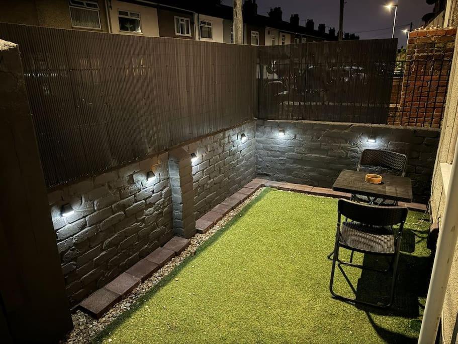 2 Bed Detached House * Grimsby