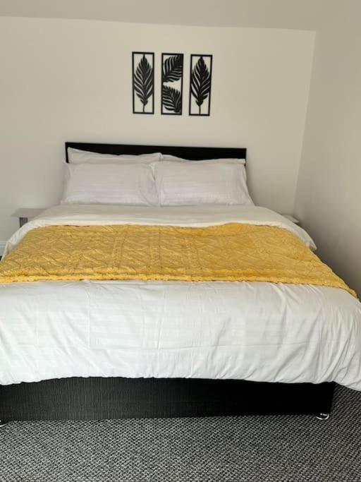 2 Bed Detached House *